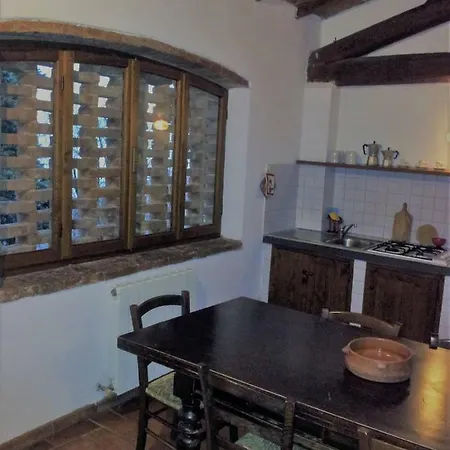 Details Granaio Apartman Pulicciano